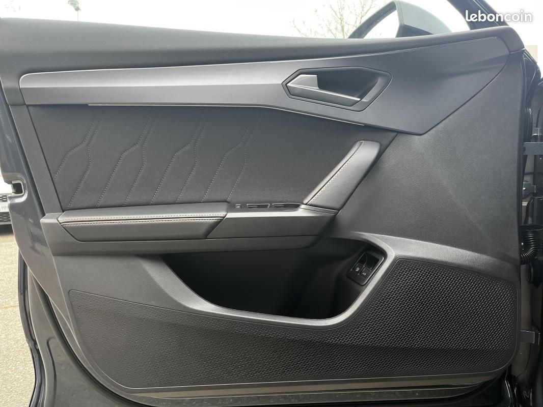 Cupra Formentor eHybrid 204 ch DSG6 Midnight Edition (image 12)
