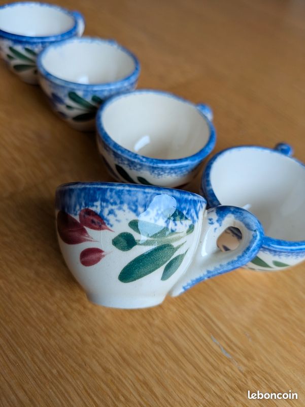5 petites tasses (image 1)