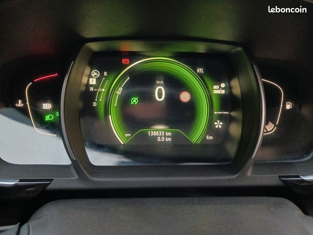 Renault ESPACE V 1.6 DCI 160CH ENERGY INITIALE PARIS EDC (image 9)