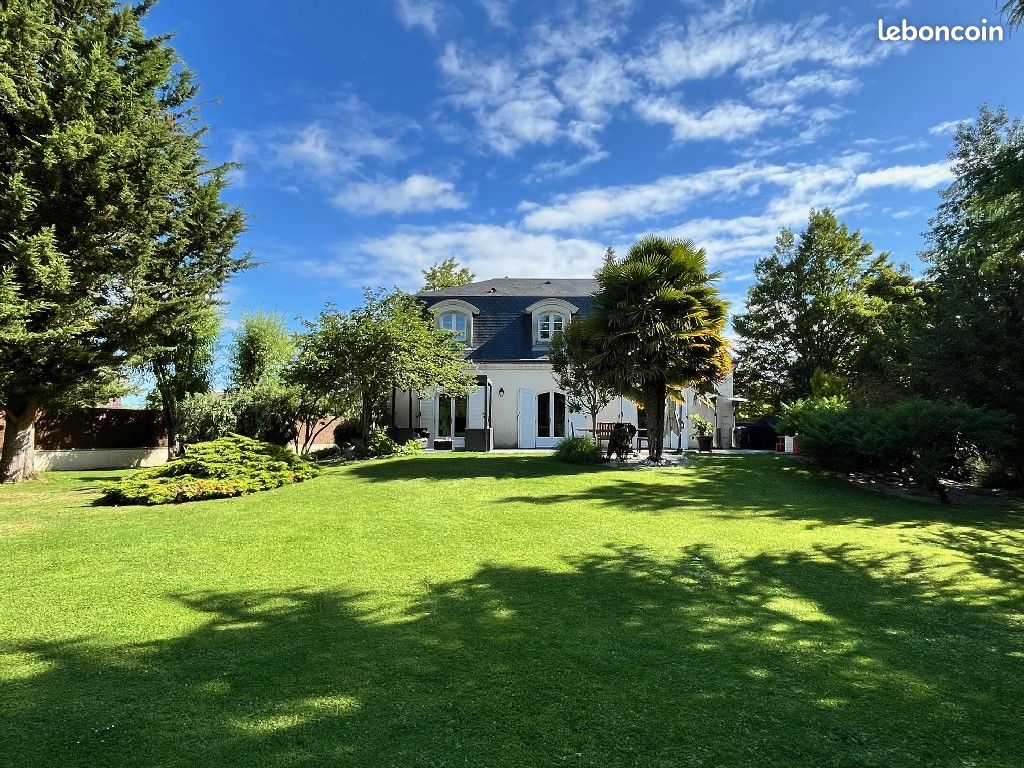 Maison 7 pièces 180 m² · à Olivet · 180 m² · 720 000 €