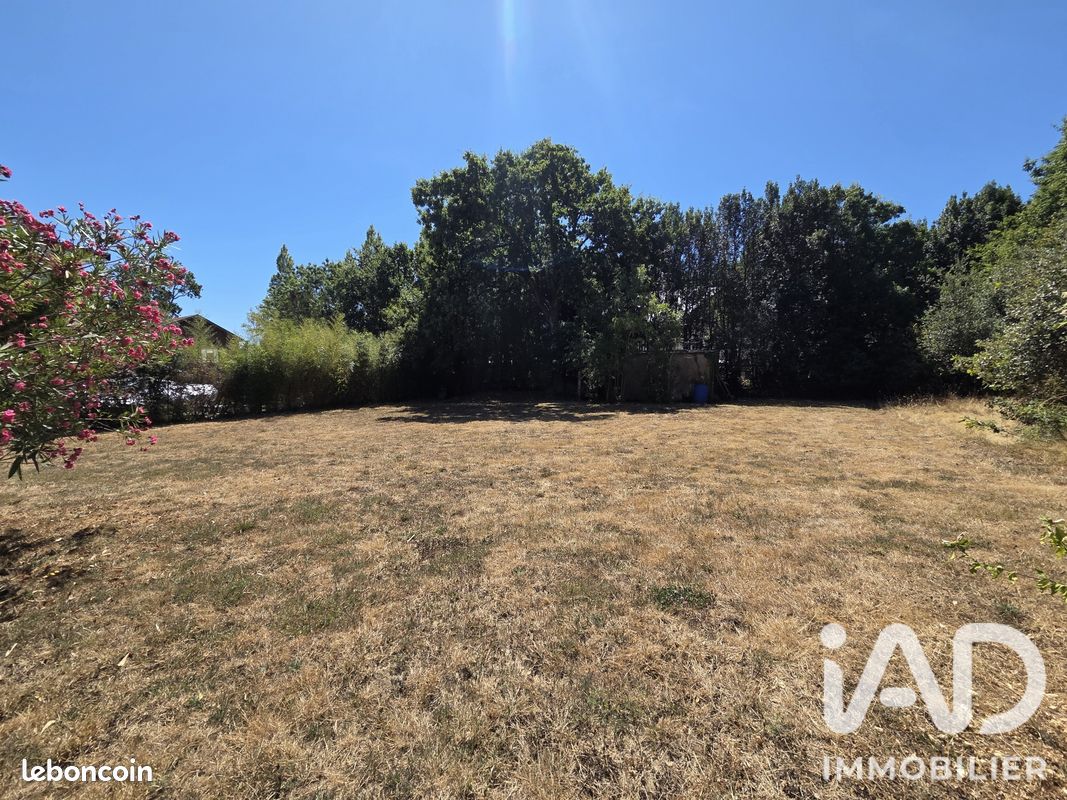 Terrain 565 m² · à Saint-Nazaire · 565 m² · 369 000 €