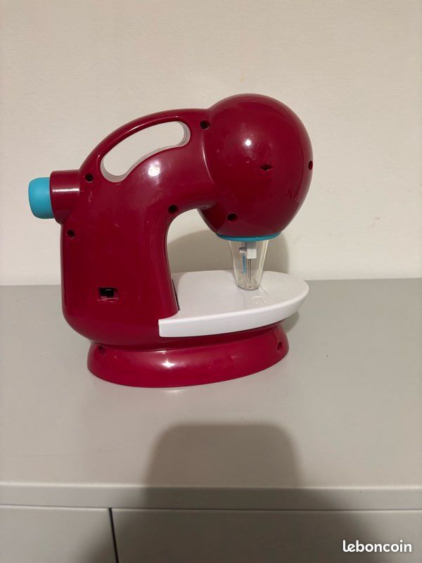 Petite machine à coudre feutrine (image 2)