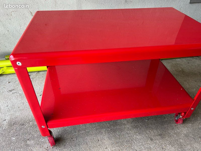 Table à roulettes (image 2)