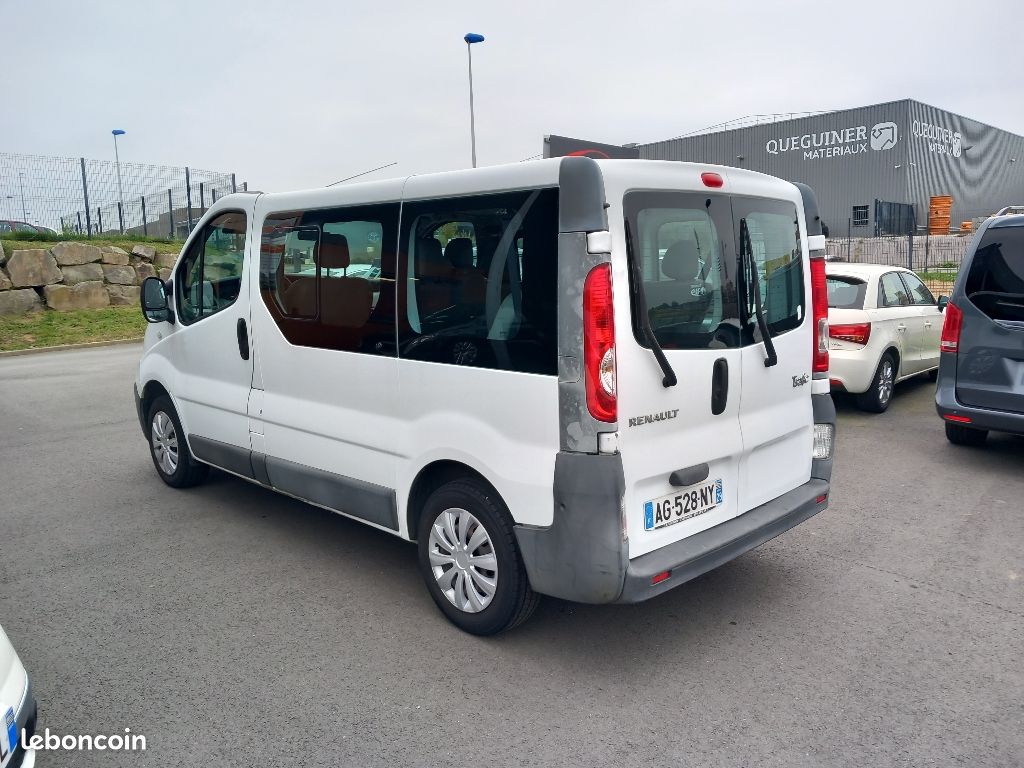 Renault Trafic L1H1 1000 kg - 2.0 dCi 90 Privilège (image 4)