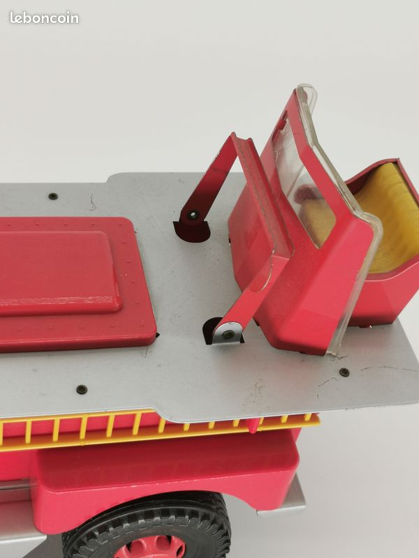 Ancien Camion De Pompiers GAMA Grande échelle – Tôle Et Plastique, 30 Cm, état Nickel !