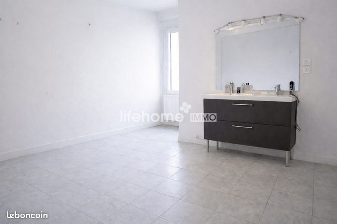 Immeuble 178 m² Cabasse