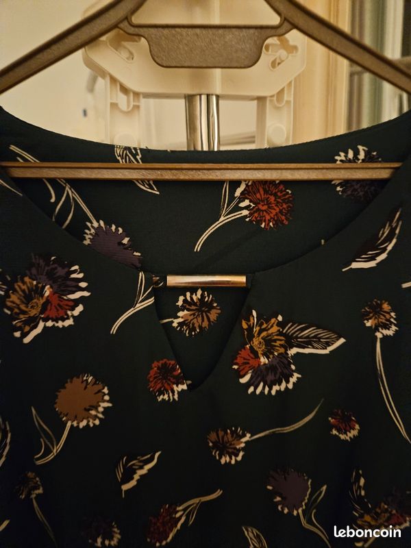 Robe (image 2)