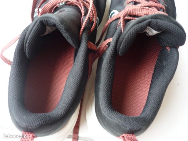 Baskets Nike pointure 41 - excellent état (image 8)