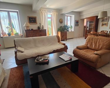 Maison 748 800 € - 198 m²