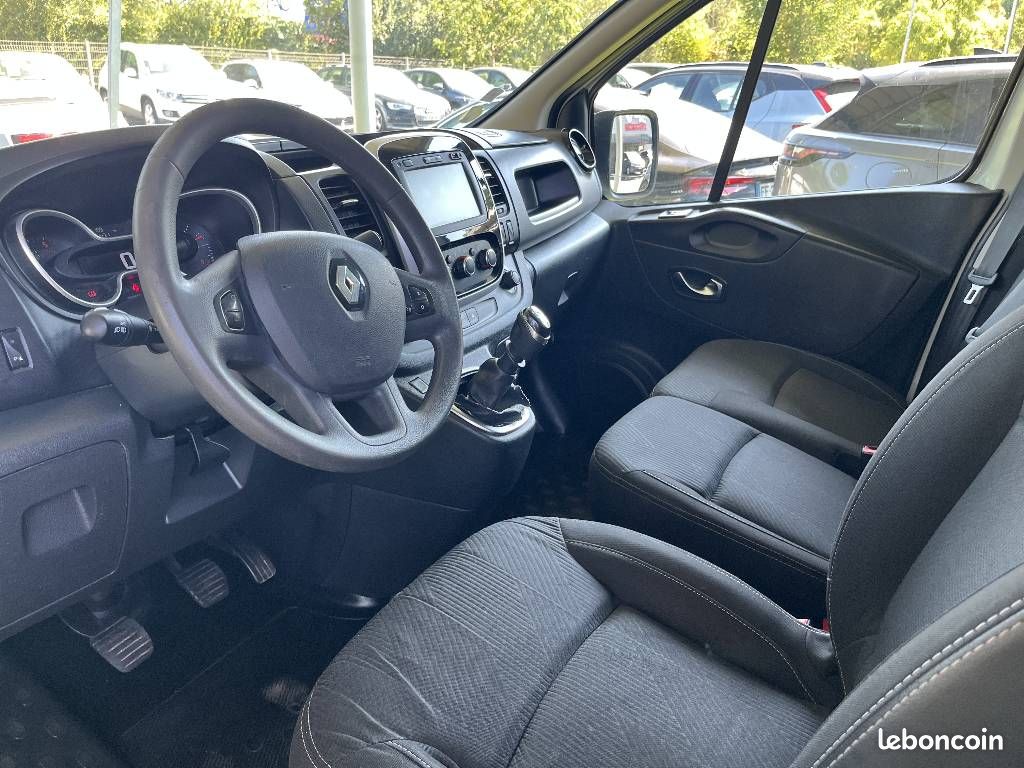 Renault Trafic III 2.0 DCI 120 CONFORT (image 11)