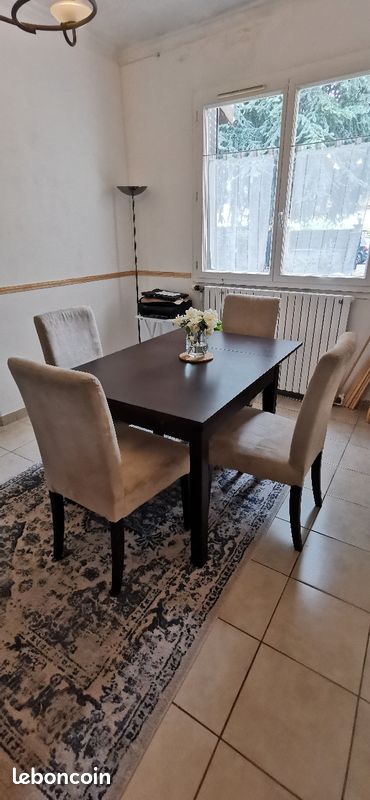 Table extensible ikea bjursta 90x90 (image 1)