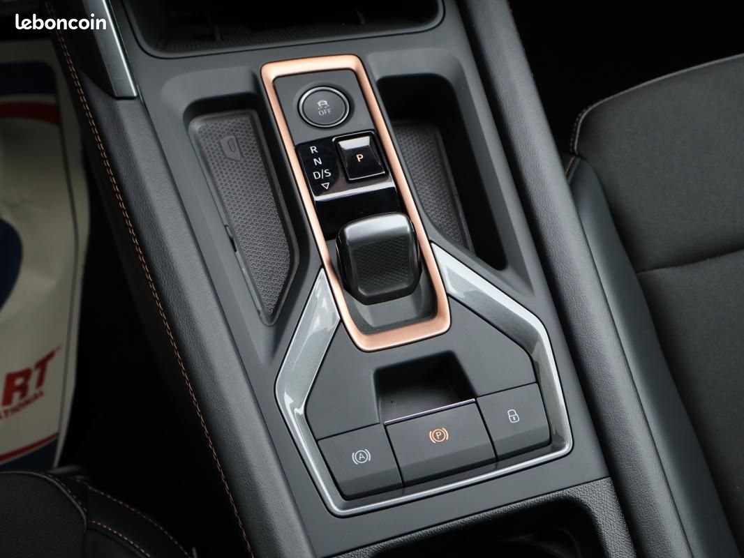 Cupra Leon SPORTSTOURER 1.5 eTSI Hybrid 150 ch DSG7 V (image 26)
