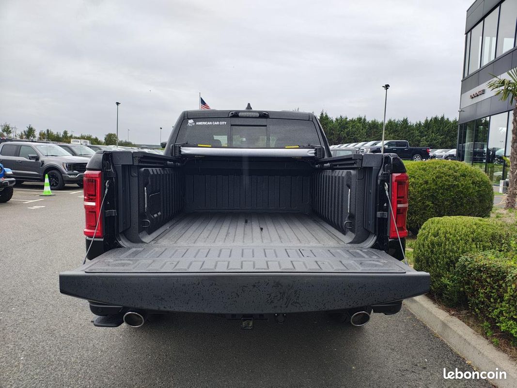 Dodge ram 1500 crew tungsten air rambox (image 6)