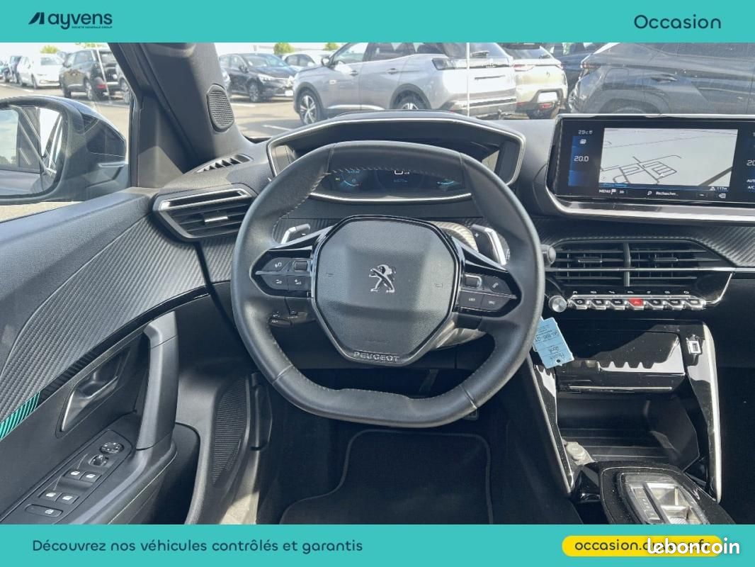 Peugeot 2008 1.2 PureTech 130ch S&S Allure Pack EAT8 (image 7)