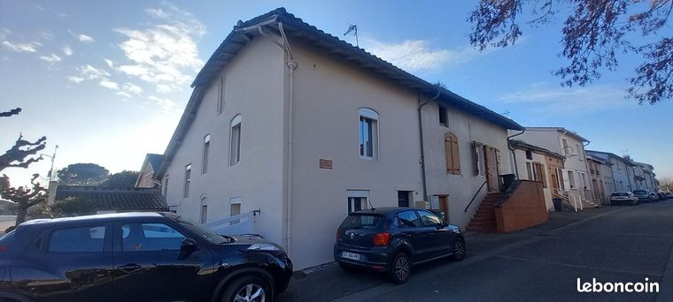 https://img.leboncoin.fr/api/v1/lbcpb1/images/5d/5b/30/5d5b309c688b93fd421932e3b10afd3a507f6a39.jpg?rule=ad-image