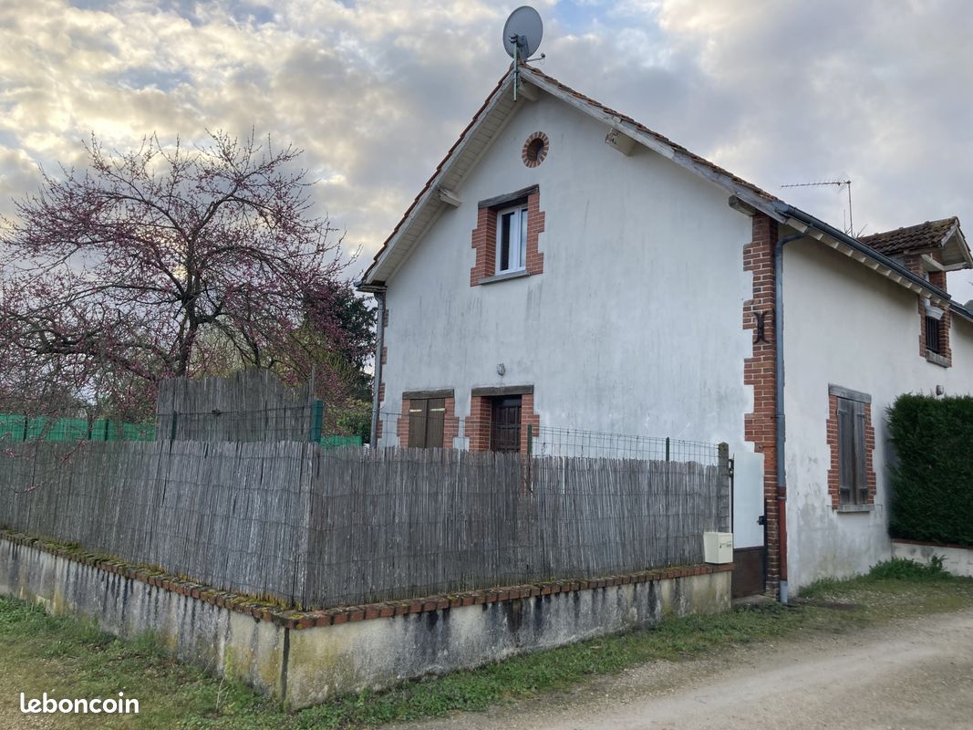 Appartement 3 pièces 40 m² · à La Ferté-Saint-Aubin · 40 m² · 535 €/mois