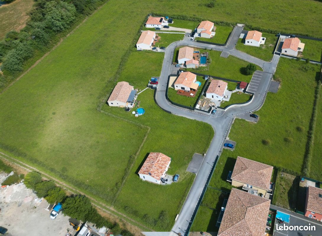 terrain à bâtir – les mées (04190) · 91 850 €