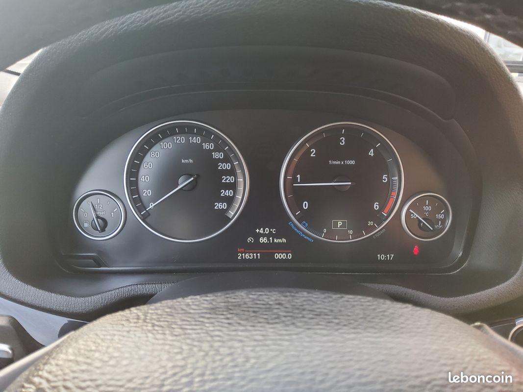 BMW X4 F26 xDrive20d 190ch xLine A (image 16)