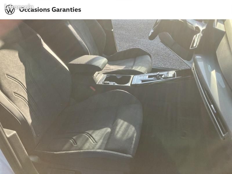 Volkswagen Golf 1.5 eHybrid 204ch Style DSG6 (image 19)