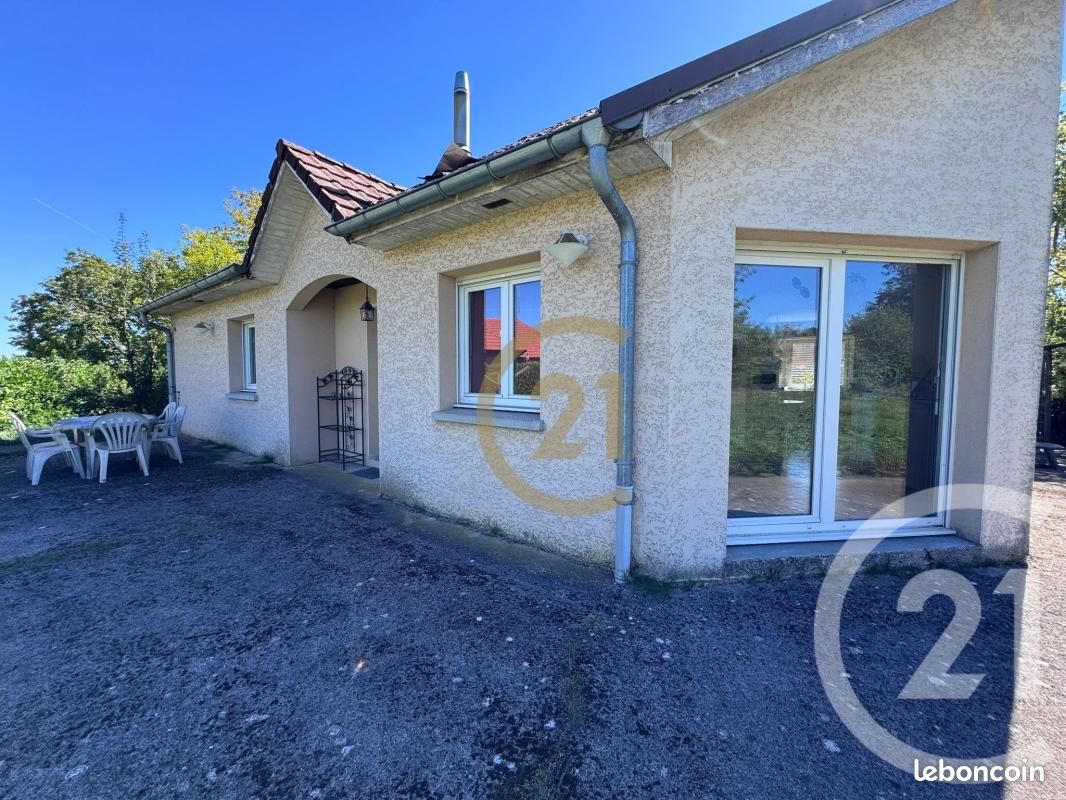 Maison 6 pièces 133 m² · à Genevreuille · 133 m² · 195 000 €