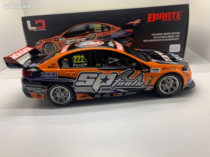Miniature HOLDEN Commodore Biante 1/18 (image 1)