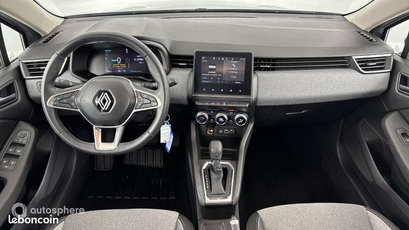 Renault Clio 1.6 E-Tech 145ch full hybrid Evolution (image 11)