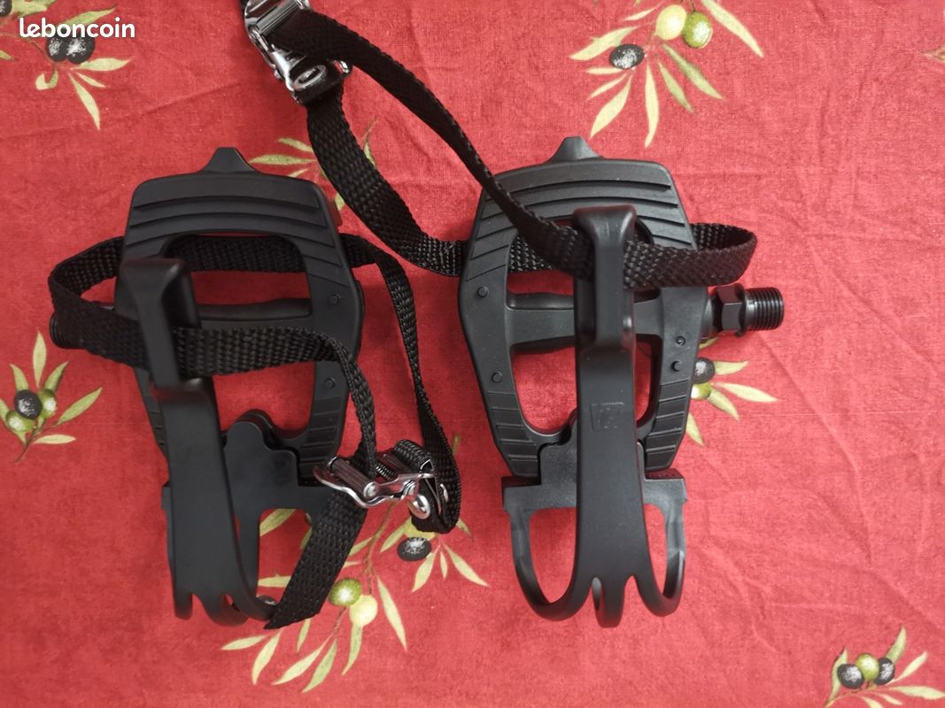 Pédale de vélo VP-335 Clips&Straps - Équipements vélos