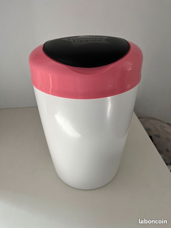 Poubelle à couche (image 1)