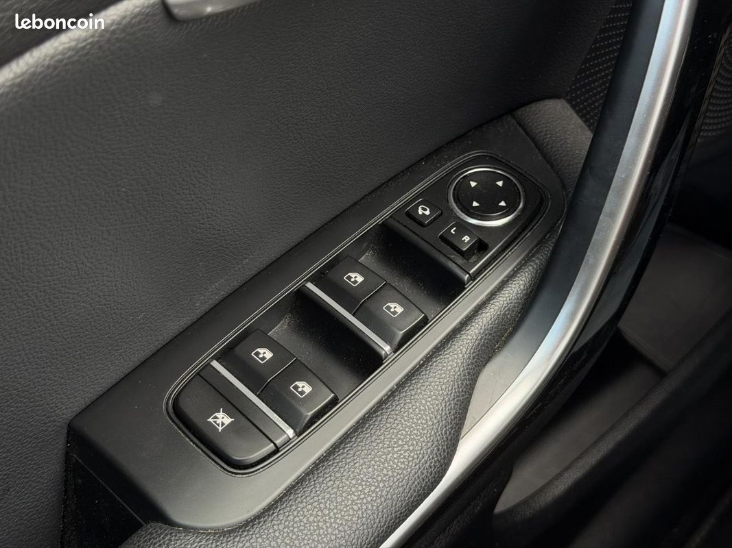 KIA XCEED 1.6 CRDi MHEV 136 DCT Premium (image 22)