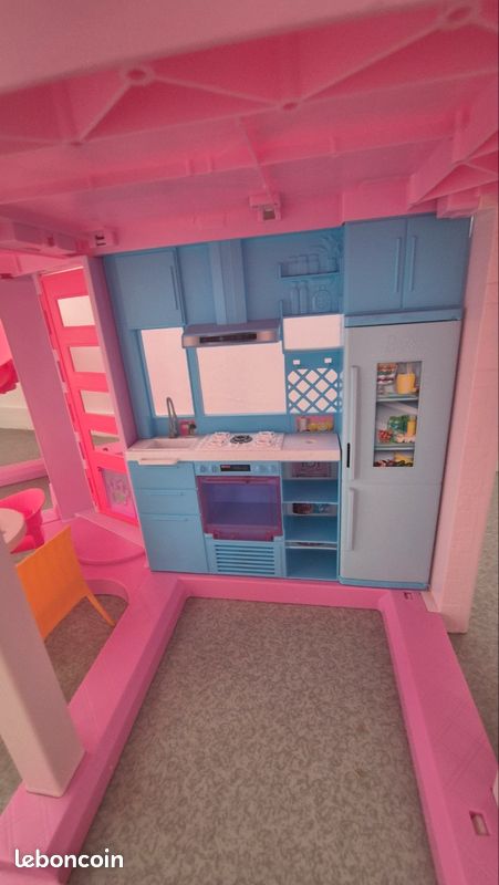 Maison de barbie (image 5)