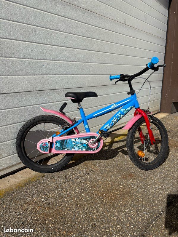 Vélo Enfant 16 Pouces Avengers - Occasion - Gros Colis (10kg) - Livraison Colissimo