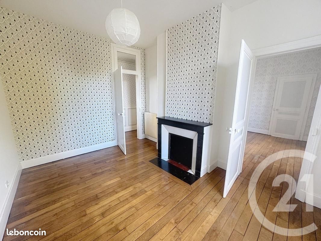 Appartement a louer chalons-en-champagne - 3 pièce(s) - 80 m2 - Surfyn