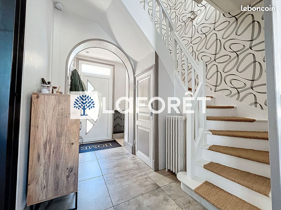 Maison 5 pièces 111 m² - Bressuire 79300 (image principale 6)
