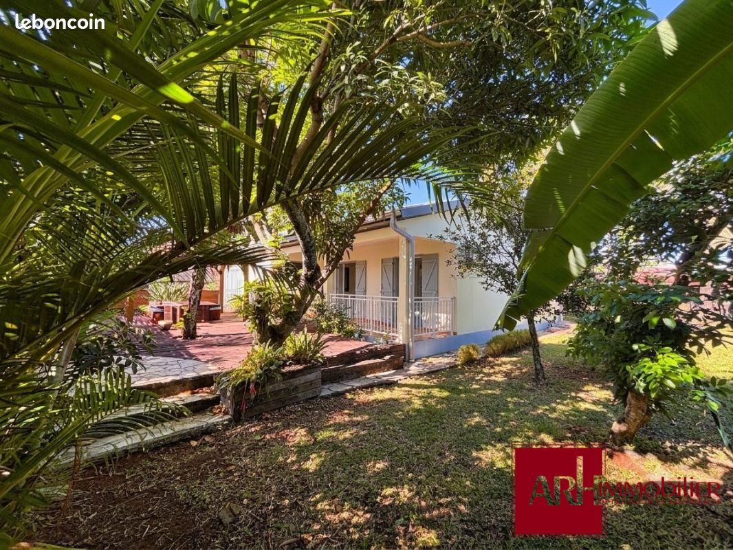 Maison 4 pièces 90 m² · à Saint-André · 90 m² · 265 000 €