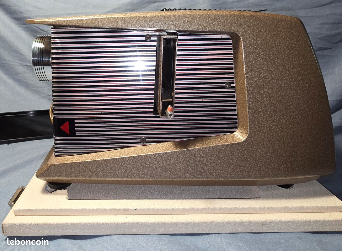 ANCIEN PROJECTEUR DIAPOSITIVE rob 24x36 objectif angenieux paris f :100