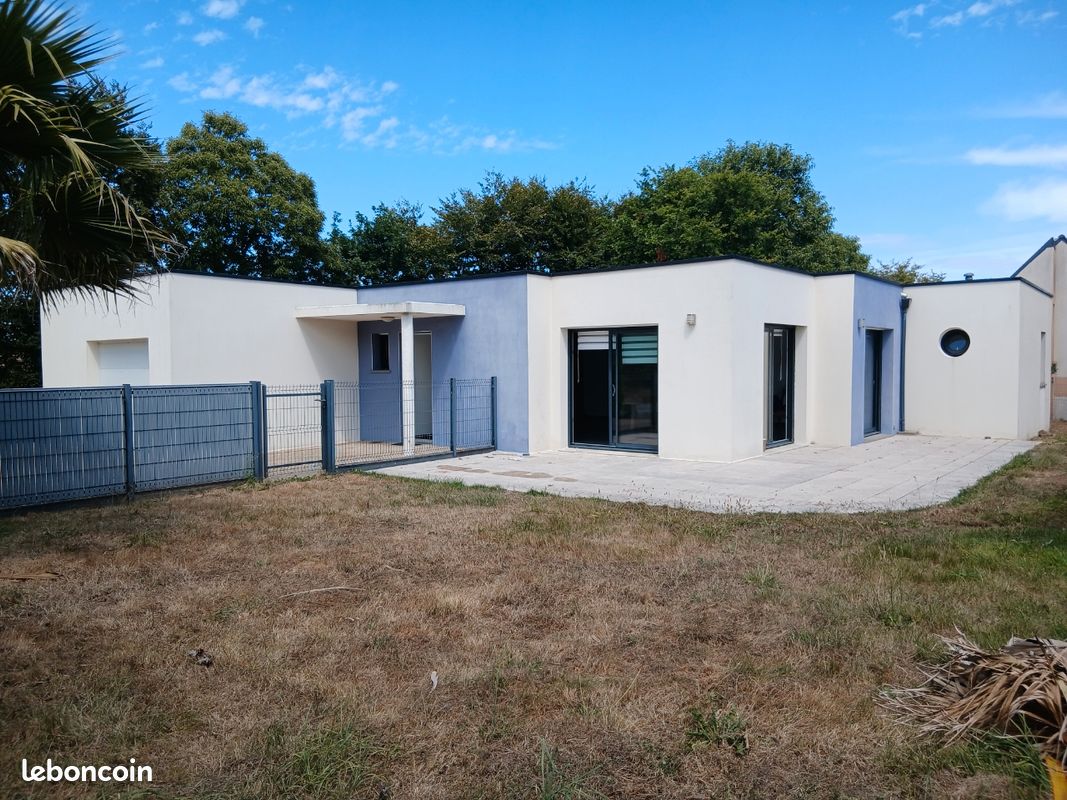 Maison 6 pièces 153 m² · à Saint-Renan · 153 m² · 1 480 €