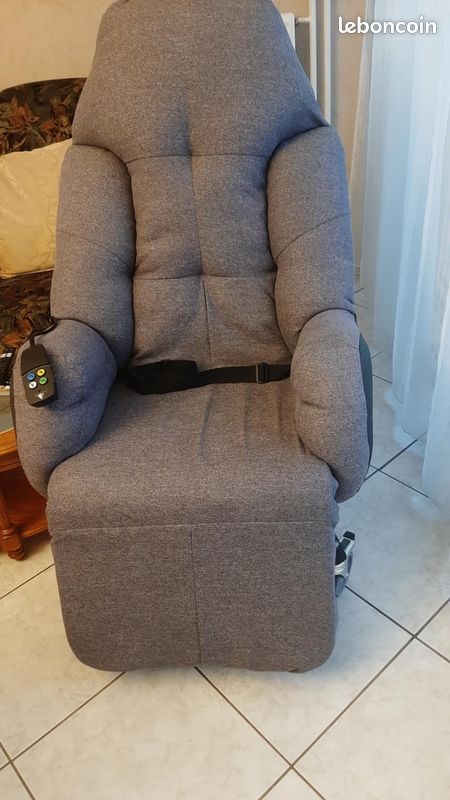 Vend fauteuil électrique en très bon état (image 1)