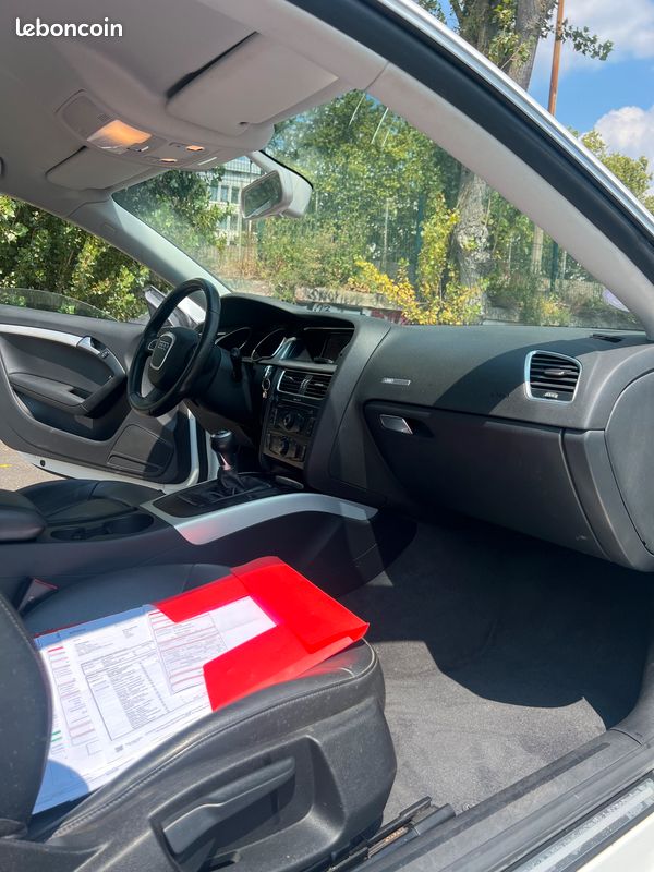 AUDI A5 COUPE TFSi 180 — ENTRETIEN COMPLET— DESIGN INTEMPOREL — INTERIEUR CUIR - BOITE 6 RAPPORTS (image 7)