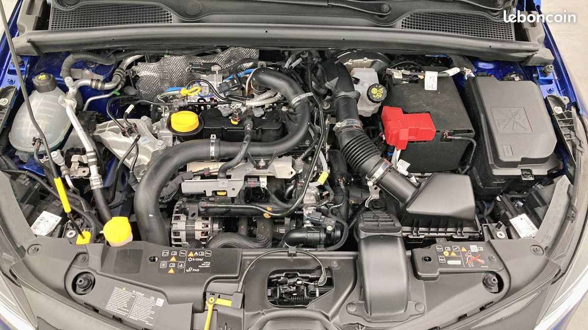 Renault clio tce 90 ch gsr2 techno (image 21)