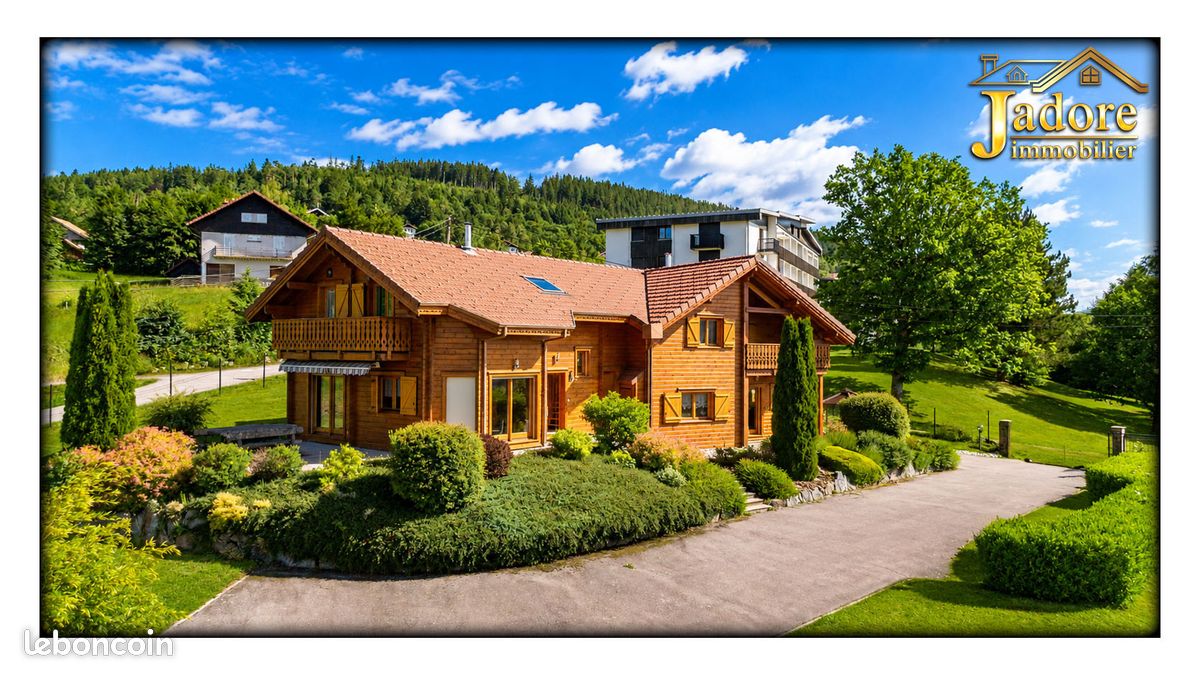 Maison 12 pièces 250 m² · à Gérardmer · 250 m² · 980 000 €