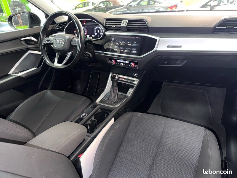 Audi Q3 II 35 TFSI 150 DESIGN S TRONIC 7 (image 5)