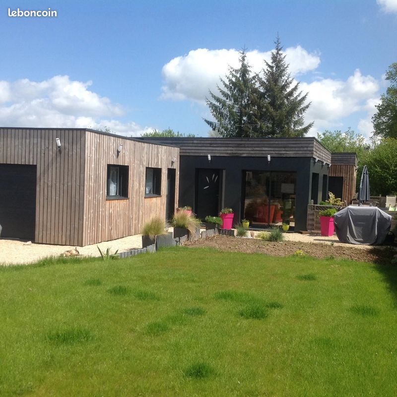 Maison 5 pièces 161 m² · à Ploumagoar · 161 m² · 1 200 €