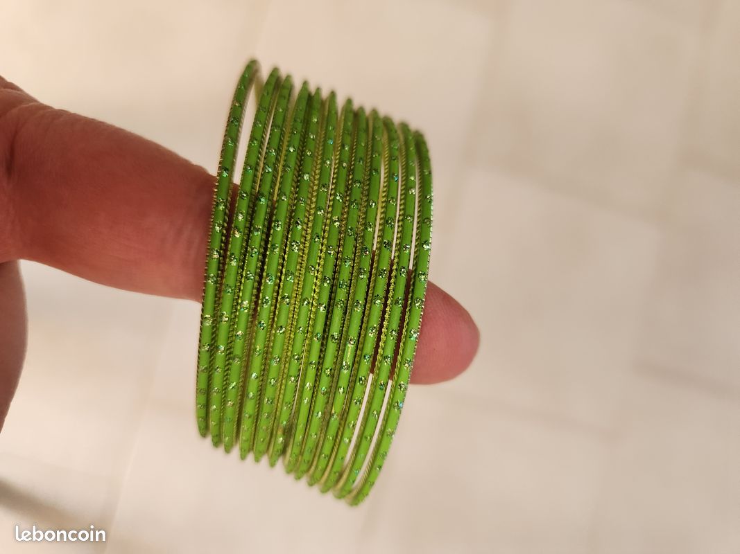 Bracelet en émaux et métal argenté signé Limoges - Montres & Bijoux