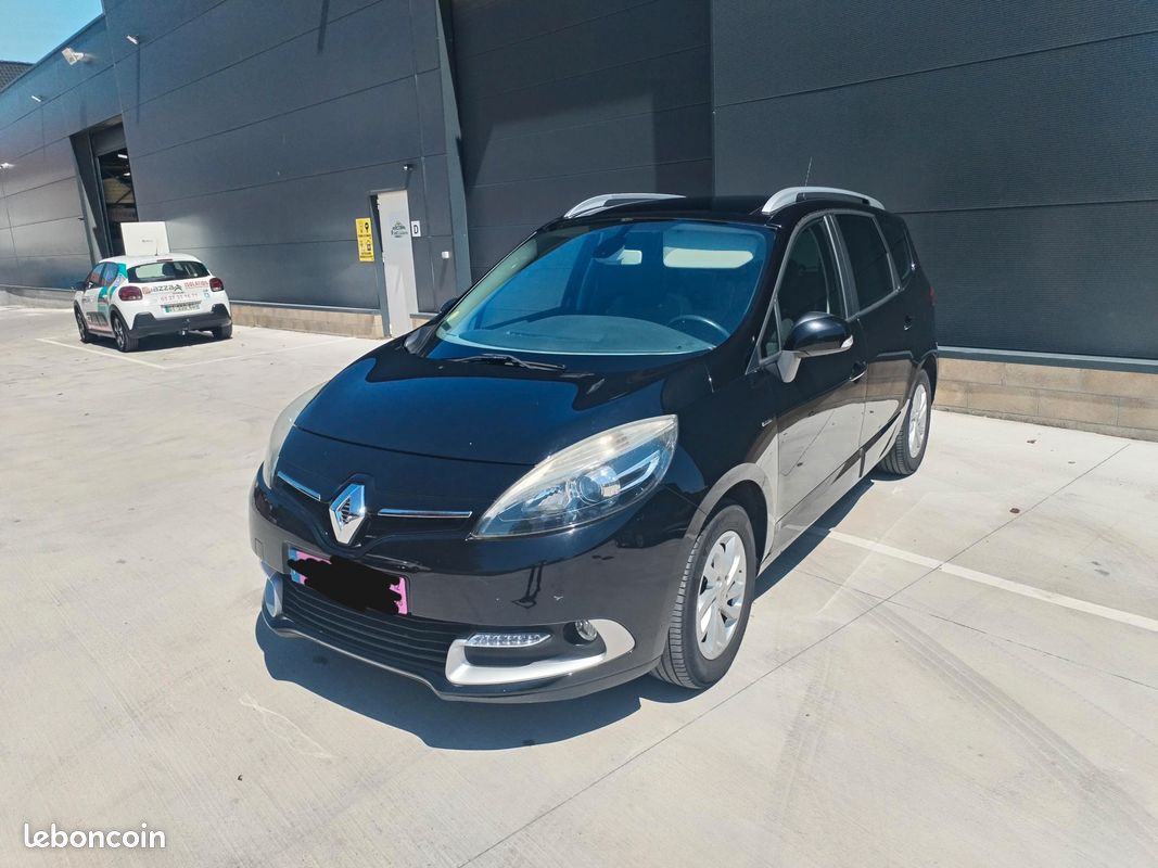 RENAULT GRAND SCENIC 1.5 DCI 110 CV BOITE AUTO Premiere main (image 1)