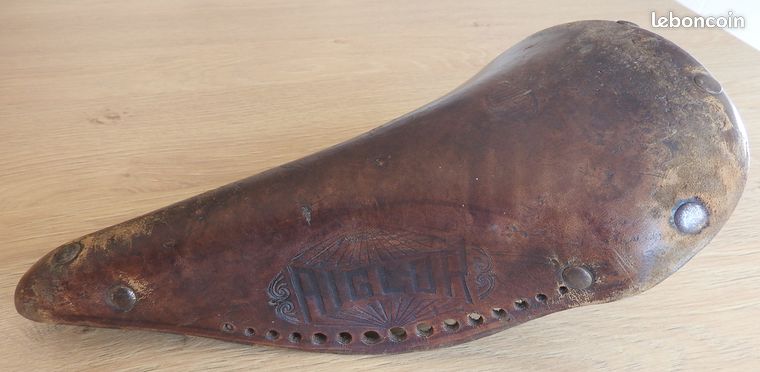SELLE EN CUIR Pryma Polaire Velo Ancien (122) EUR 35,00 - FR