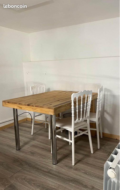 Bureau (image 1)