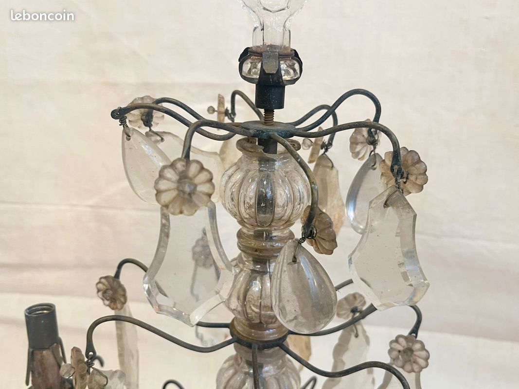 Bougeoir Ancien En Cristal Avec Pampilles - Élégant - À Identifier