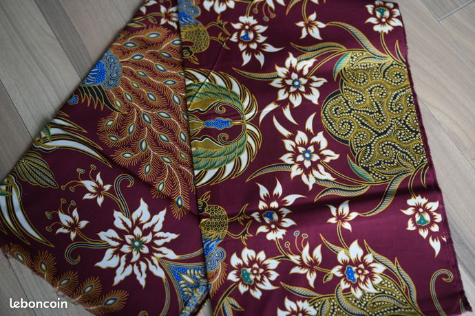 Tissu Batik Coton De Solo Java Indonésie - Motif Fleuri Noir - 246 X 123 Cm - Neuf Pour Vêtement