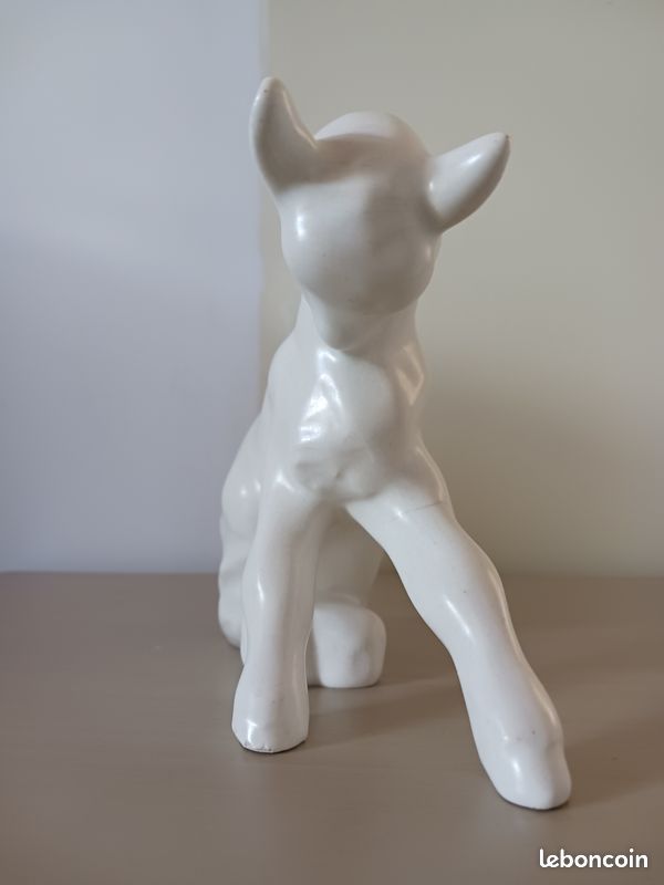 Chevreau blanc en céramique (image 1)