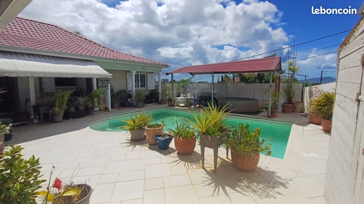 Maison 4 pièces 138 m² · à Fort-de-France · 138 m² · 262 250 €